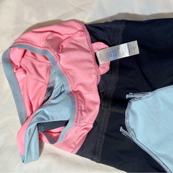 Lululemon Girls Ivivva Tank - Picture 6 of 7